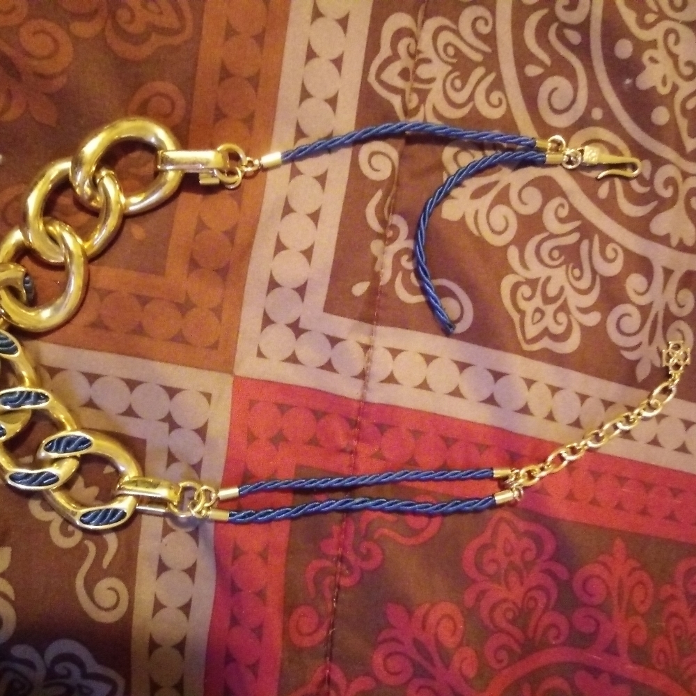 Necklace - Picture 3 of 3
